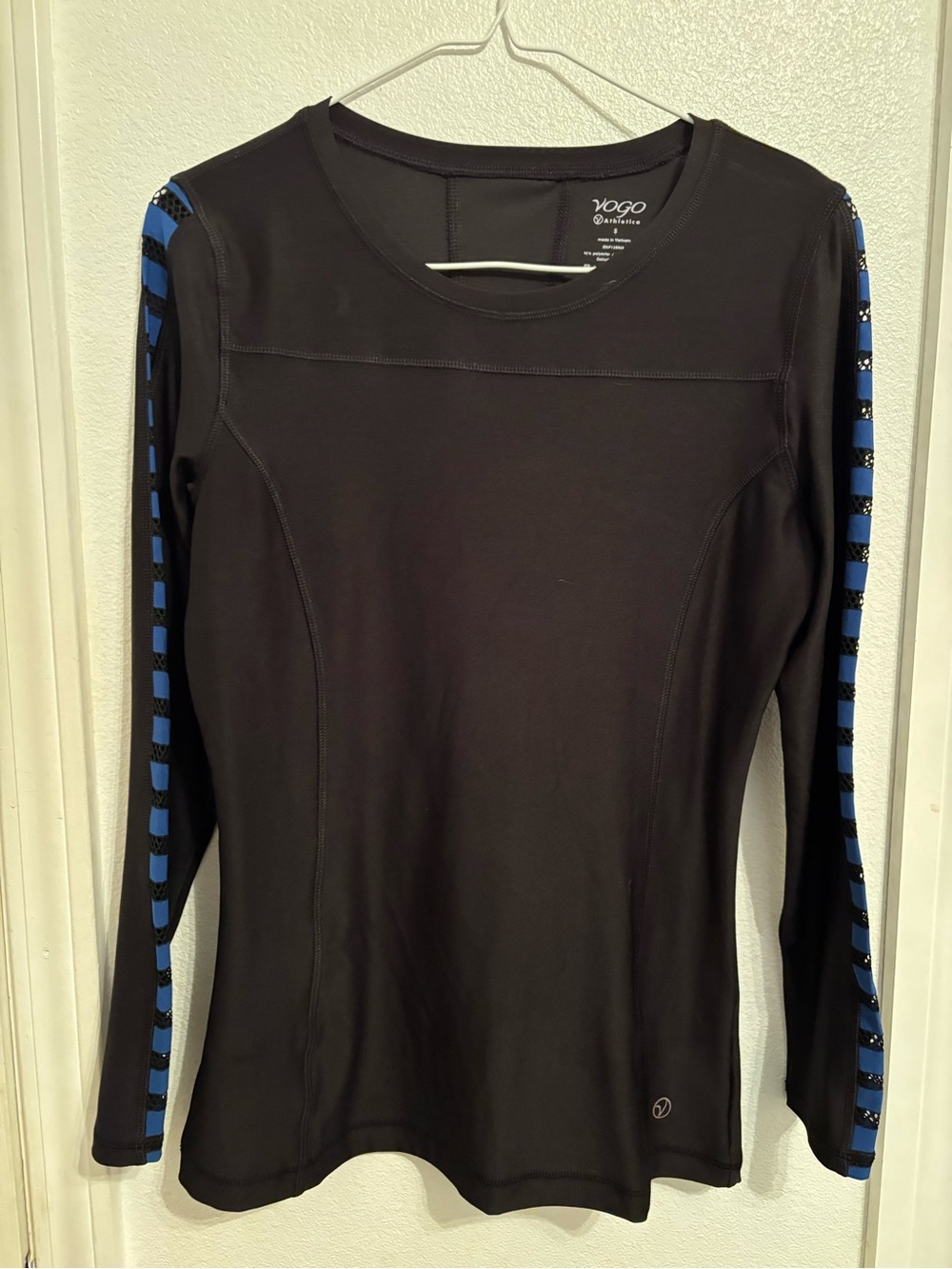 VOGO Athletica Black Long-Sleeve Top with cut out strip sleeves S